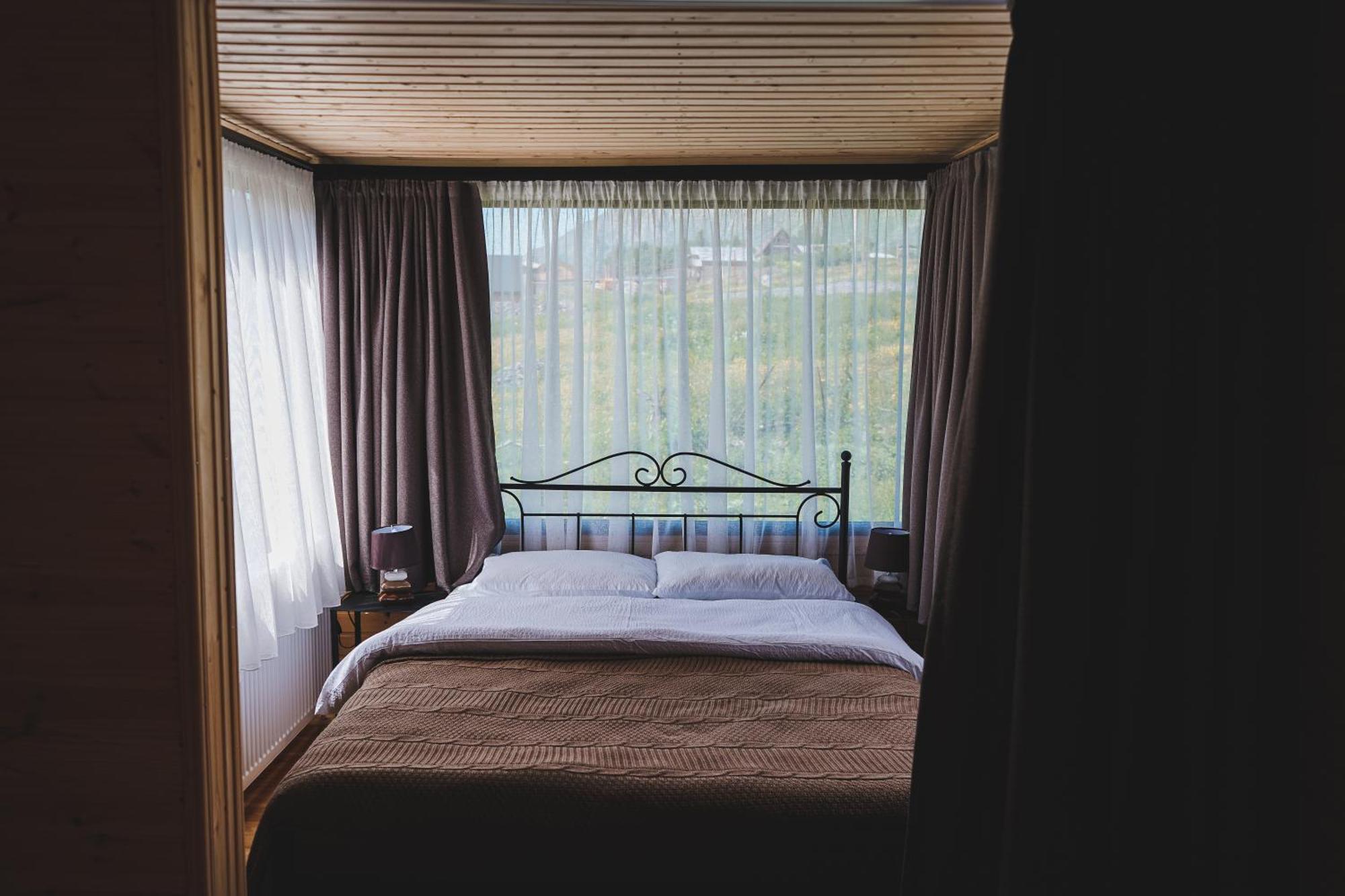 Traveler'S Cottages In Kazbegi Buitenkant foto