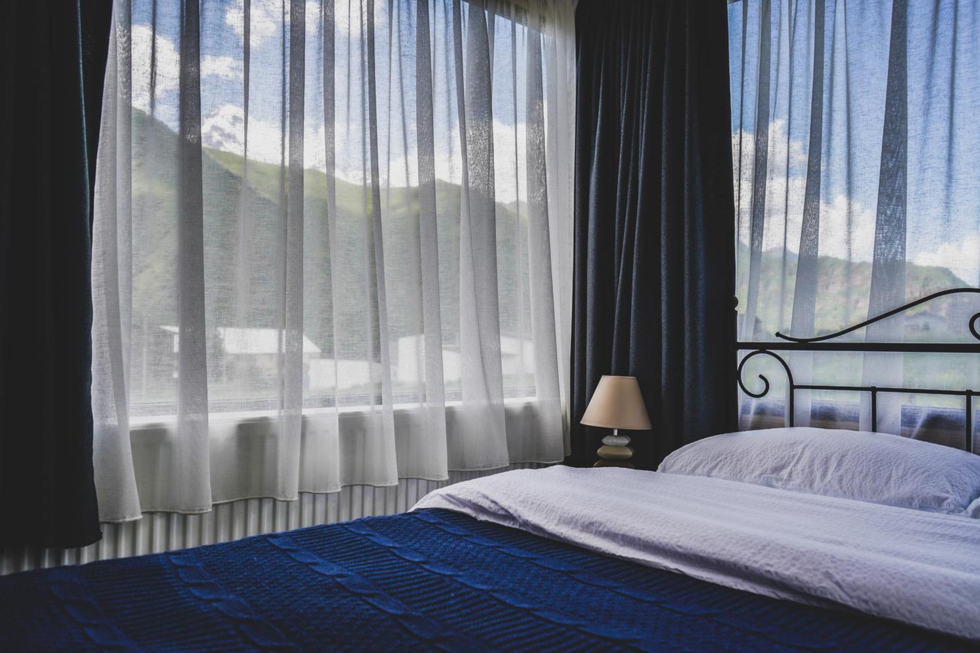 Traveler'S Cottages In Kazbegi Buitenkant foto