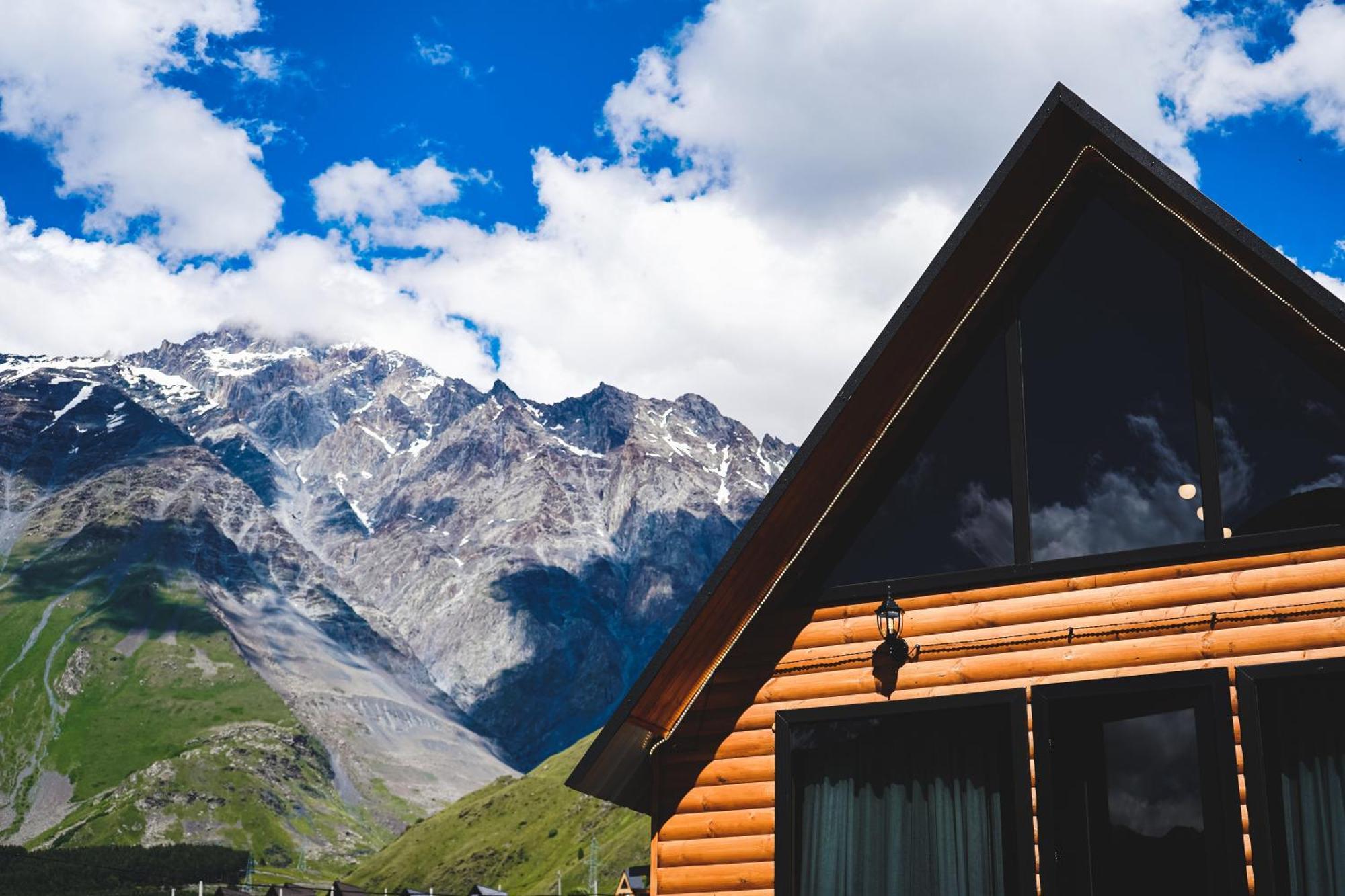 Traveler'S Cottages In Kazbegi Buitenkant foto